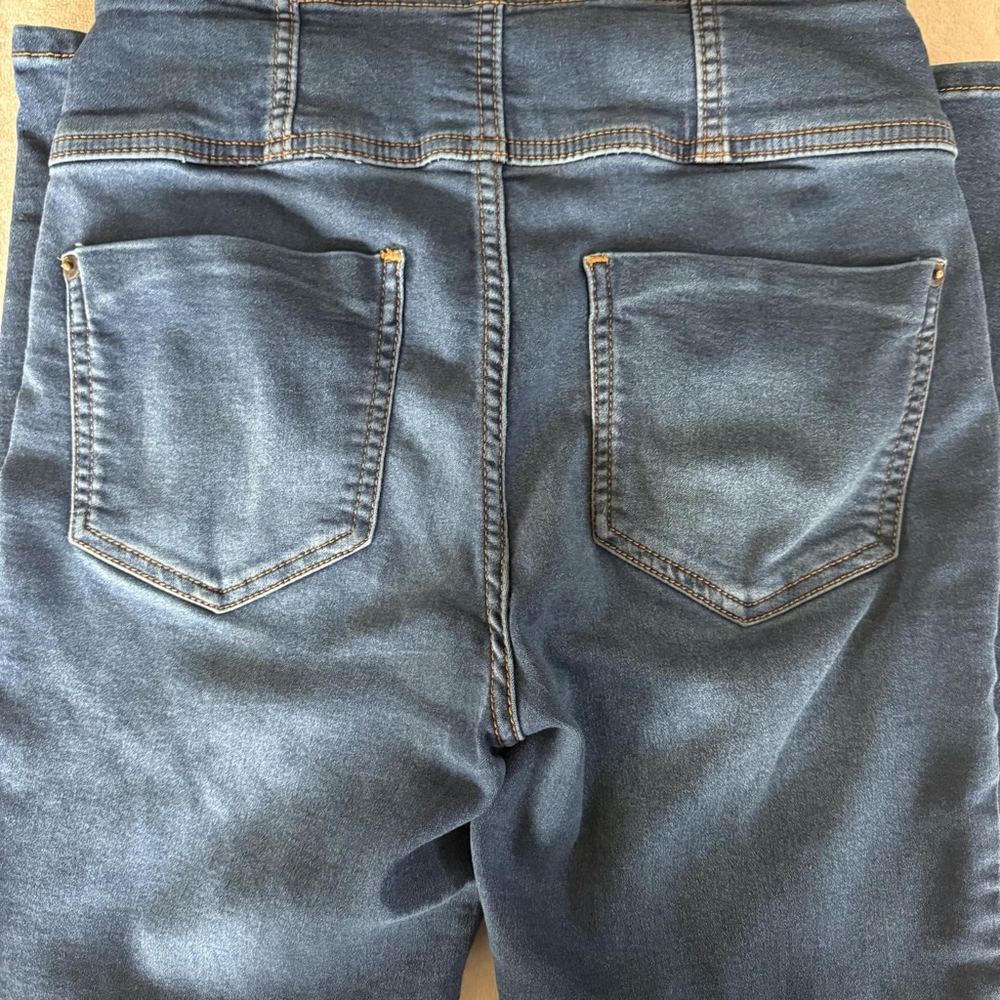 Women's No Boundaries Jeans Size 9 Blue - Picture 5 of 9
